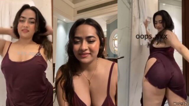 Divya Mistry Shower Show – Underboobs Reveal and Wet Boob Play